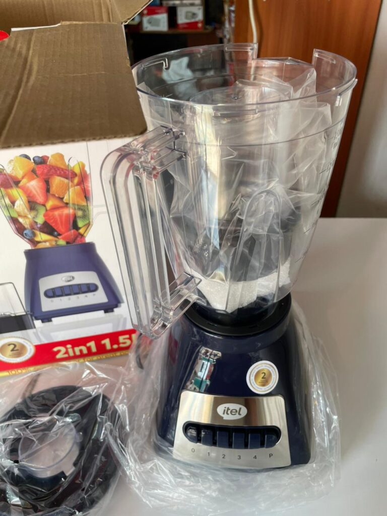 electric countertop blender